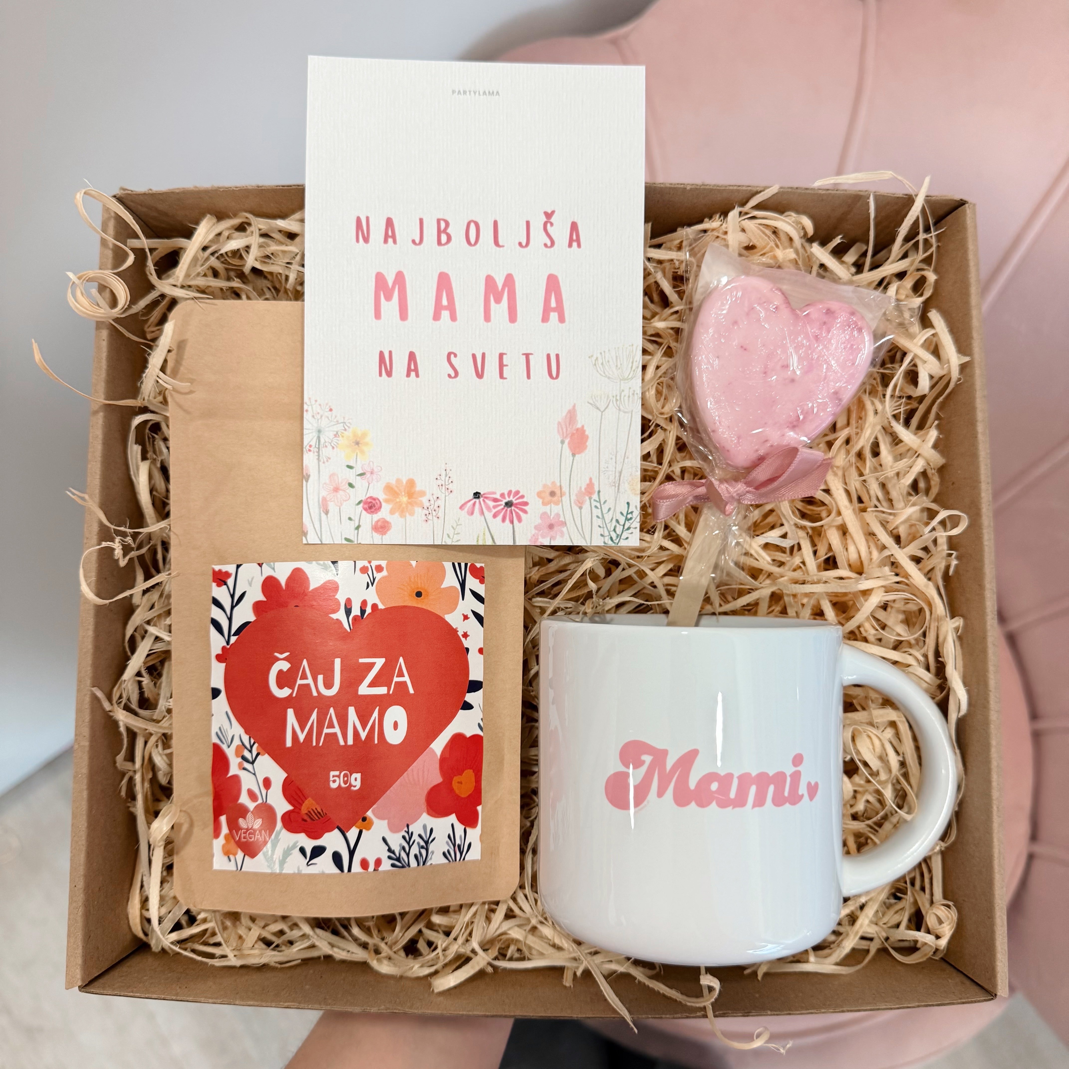 Darilni paketi za mamo