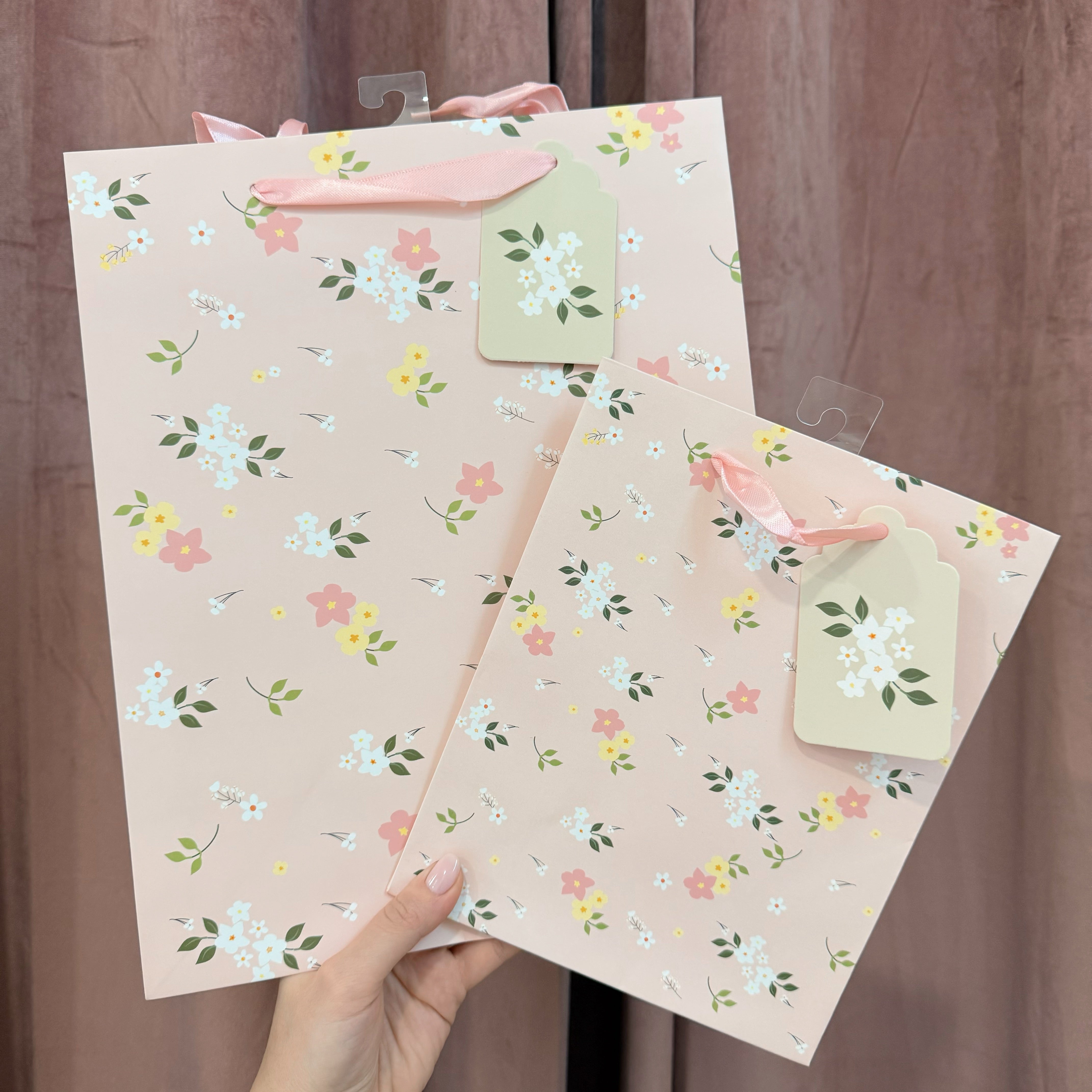 Darilna vrečka - Floral pink