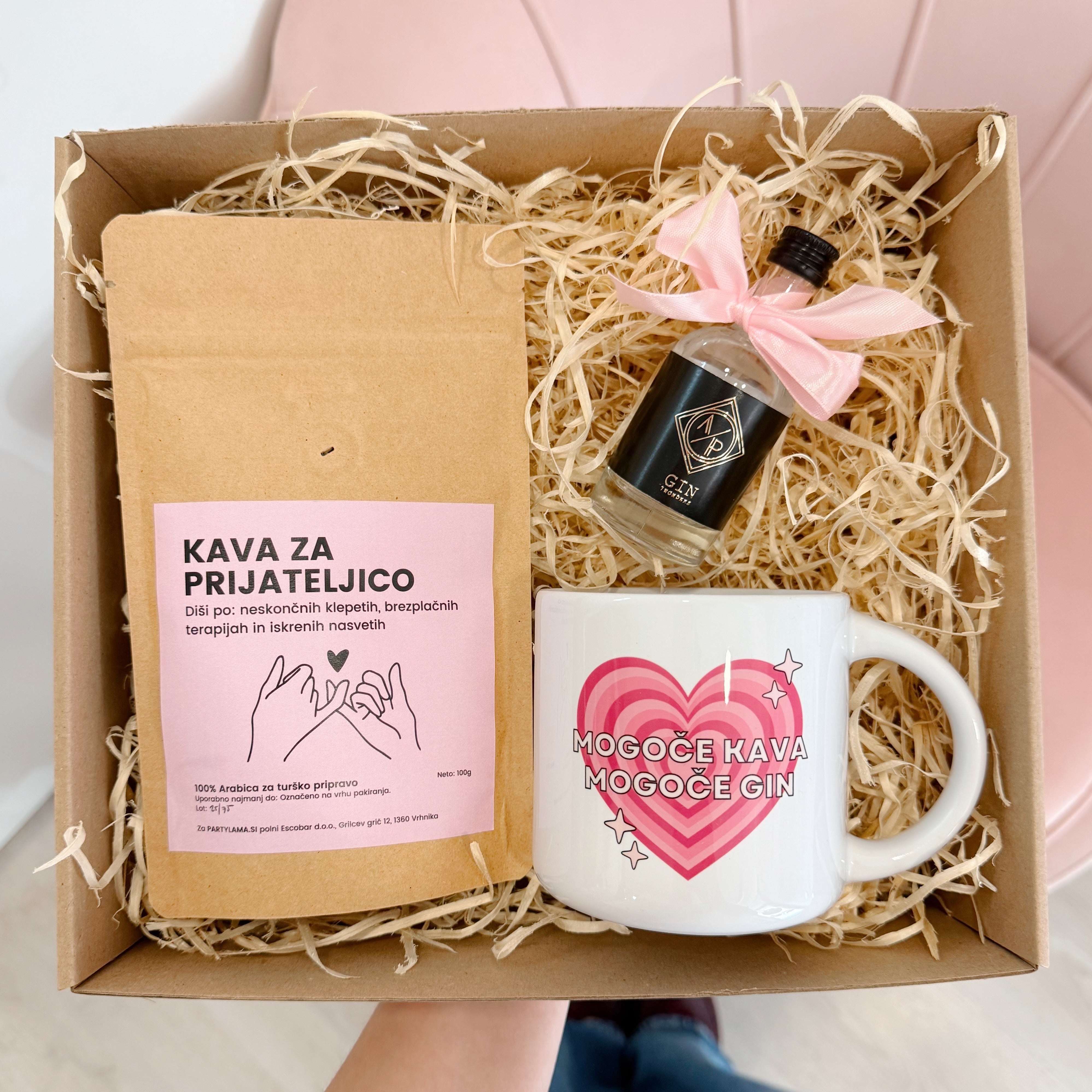 Darilni paket - Kava in gin za prijateljico