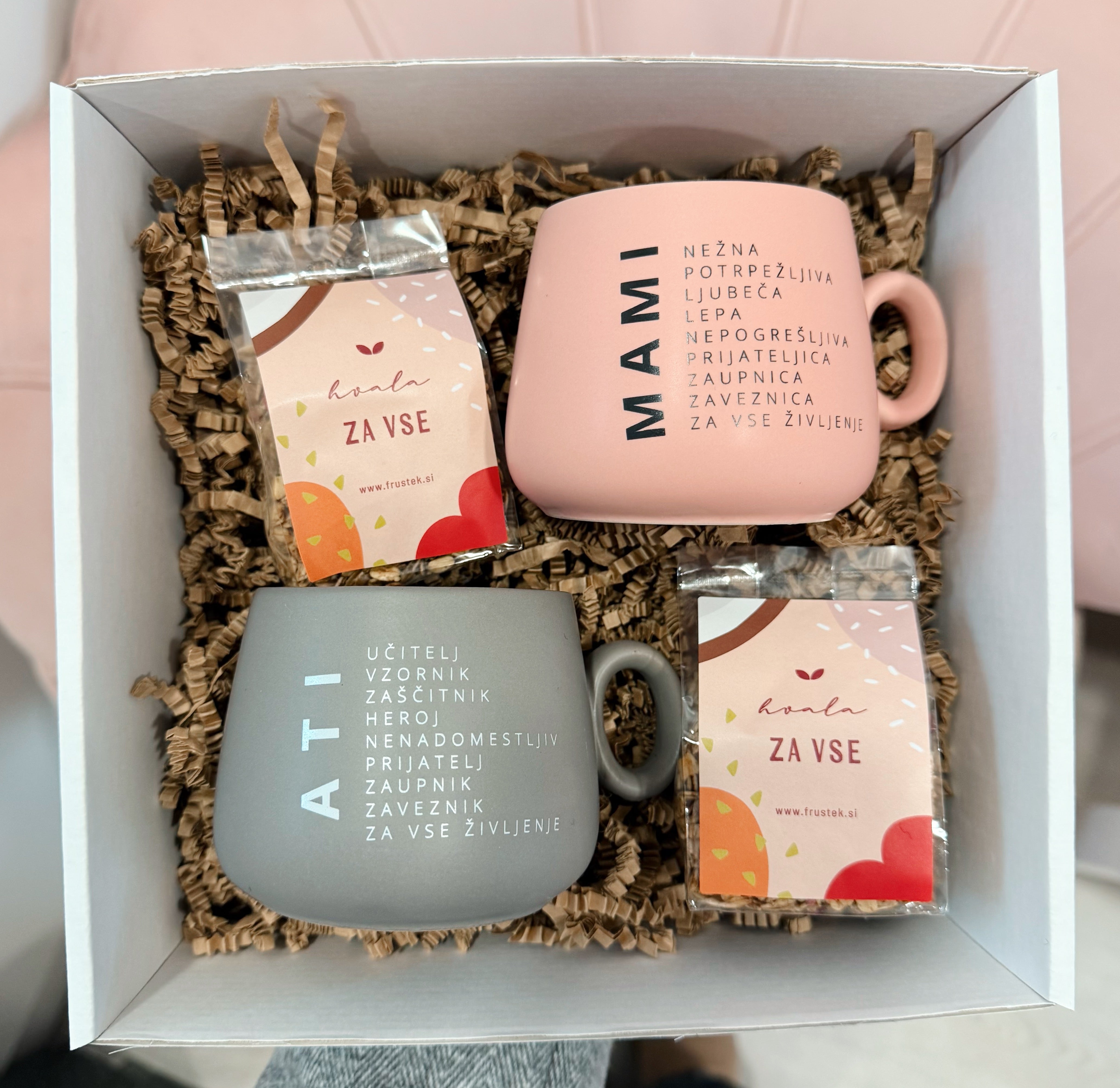 Darilni paket - Mami in ati