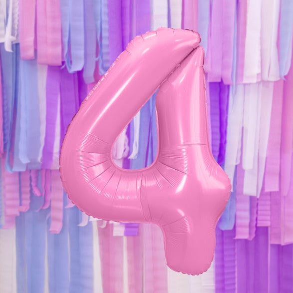 Baloni folija v obliki števil
