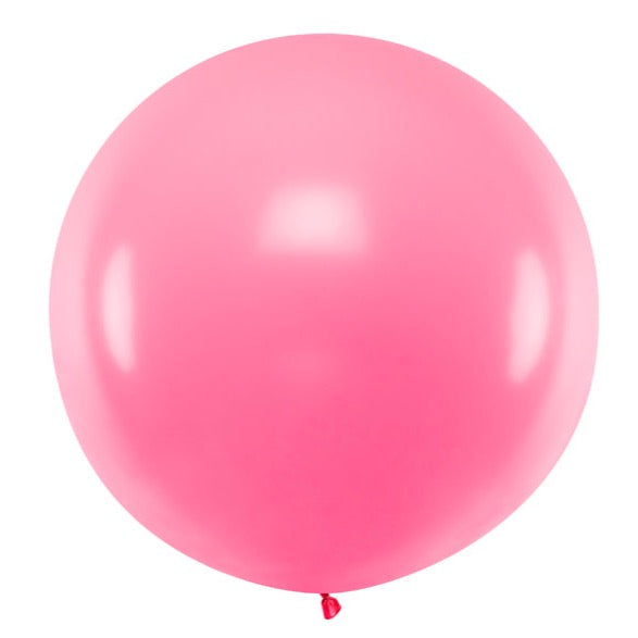 velik roza balon